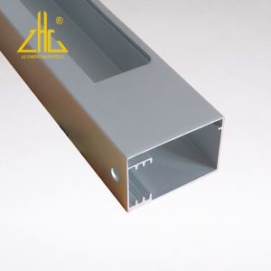 Alumiinipursotusten jyrsintä Leikkaus ja kokoonpano